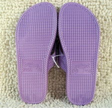 居家、情侶與浴室涼拖鞋批發的市場機遇——以7158服裝批發為例